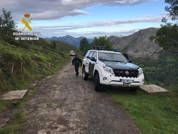 Archivo - Rescate por la Guardia Civil, en imagen de archivo
