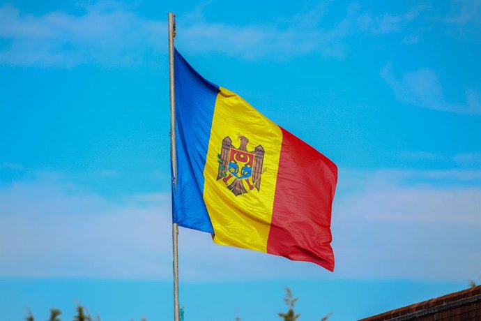 Archivo - June 4, 2021, Llaneli, Wales, United Kingdom: Llanelli, Wales, June 4th 2021 The Moldovan Flag flying  During the International Euro 2023 Qualifier between Wales U21 and Moldova U21 at Stebonheath Park, Llanelli Wales Geraint Nicholas / SPP