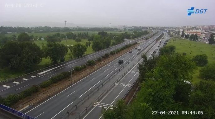 Archivo - Imagen de la A4 a su paso por Córdoba.