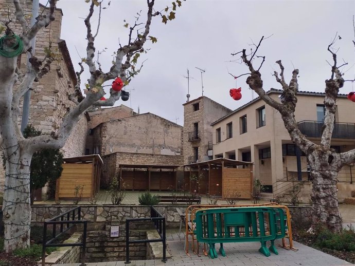 Proceso de montaje del mercado de Navidad de Sant Martí Sesgueioles