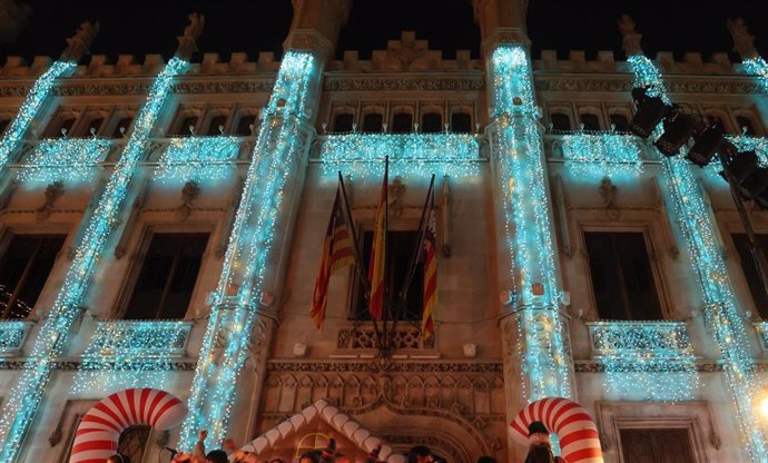 El Consell de Mallorca inaugura las fiestas de Navidad