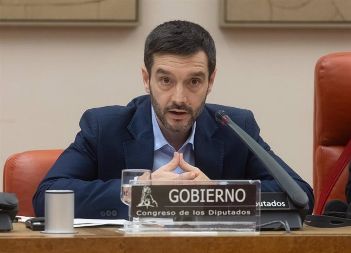 El ministro de Derechos Sociales, Consumo y Agenda 2030, Pablo Bustinduy, comparece en la Comisión Mixta para la Coordinación y Seguimiento de la Estrategia Española para alcanzar los Objetivos de Desarrollo Sostenible (ODS), en el Congreso de los Diputad