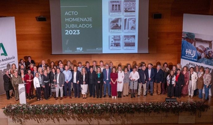 Acto de homenaje a los profesionales jubilados.