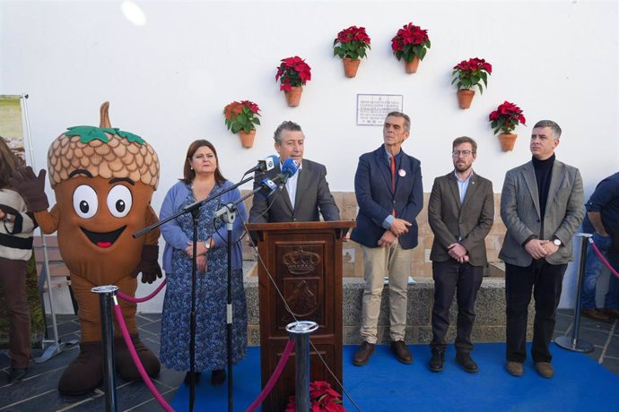 El presidente de la Diputación interviene en la inauguración de La XXVIII Feria de Muestras de El Pedroso.