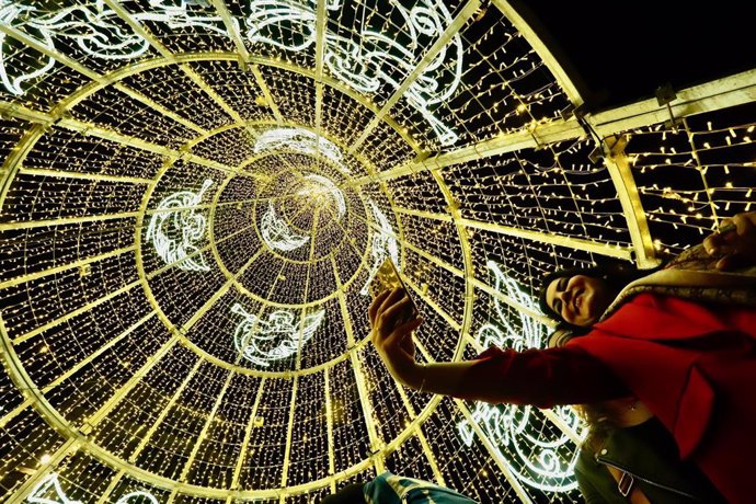 Imagen de archivo del encendido de las luces de Navidad 2024 en el centro de la ciudad, a 29 de noviembre de 2024, en Málaga, Andalucía (España). 