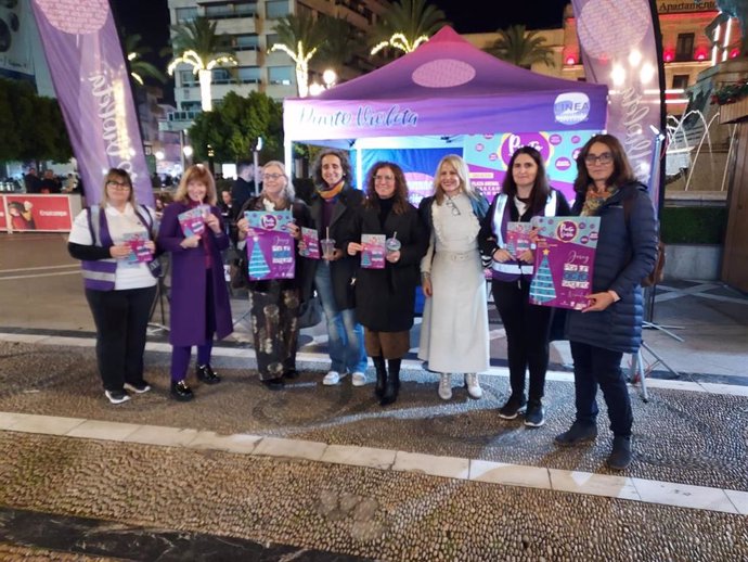 Punto Violeta durante las Zambombas de Jerez para un "ocio seguro".