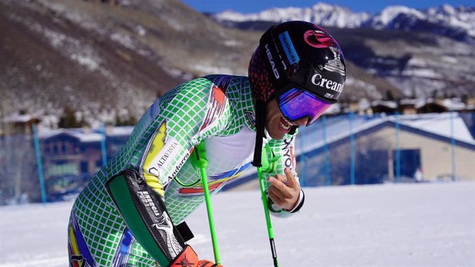 El esquiador Joan Verdú patrocinado por Grandvalira