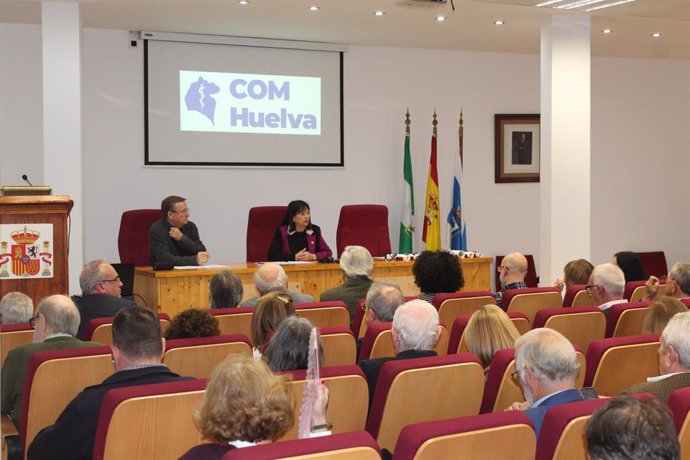 Acto de homenaje a la memoria del expresidente del Colegio de Médicos Juan Luis González.