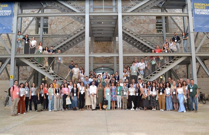 Técnicos del Laboratorio Regional de Salud Pública abordan los últimos retos de la microbiología de los alimentos en el Congreso Nacional celebrado en Cartagena