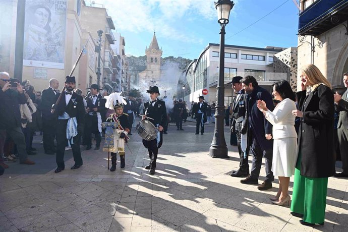 El presidente de la Comunidad, Fernando López Miras, asistió hoy al acto de bajada de la patrona de Yecla, la Virgen del Castillo