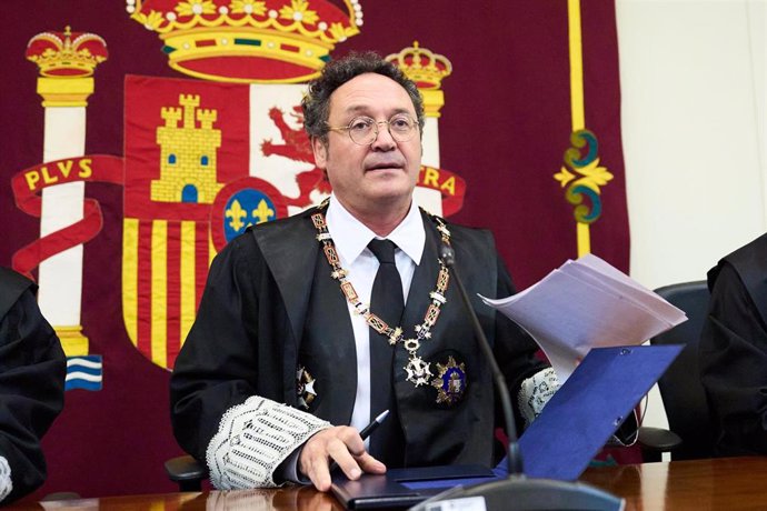 Archivo - El fiscal general del Estado, Álvaro García Ortiz, interviene durante el acto toma posesión de Jesús Dacio Arteaga como fiscal superior de la Fiscalía de Cantabria, en los juzgados de Las Salesas, a 29 de octubre de 2024, en Santander