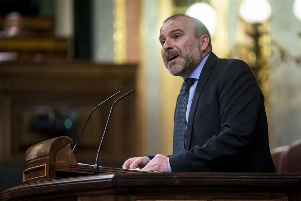 Archivo - El diputado de Junts, Josep Pags i Massó, interviene durante una sesión plenaria en el Congreso de los Diputados