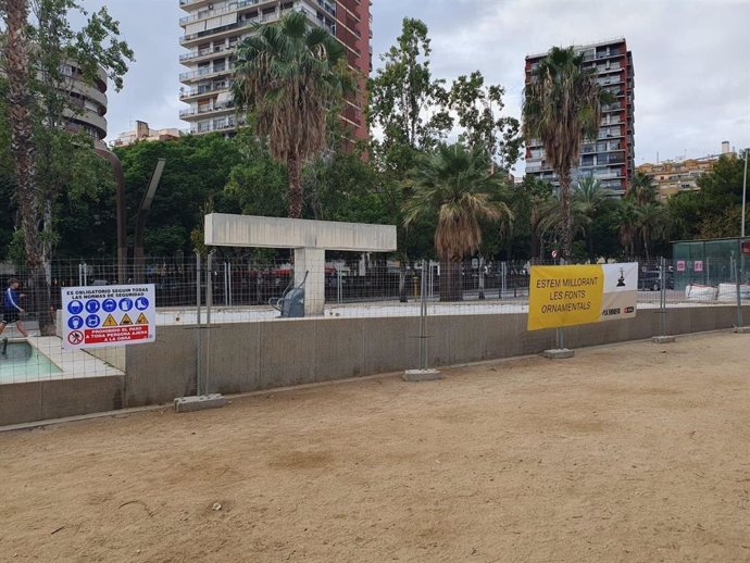 Obras de mejora de la fuente ornamental de los Jardins Doctors Dolsa