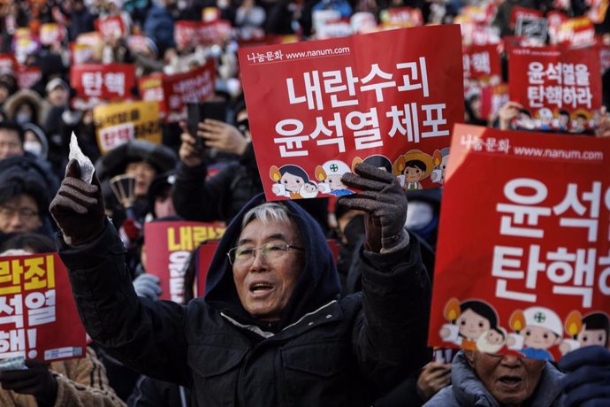 Manifestación contra el presidente de Corea del Sur, Yoon Suk Yeol