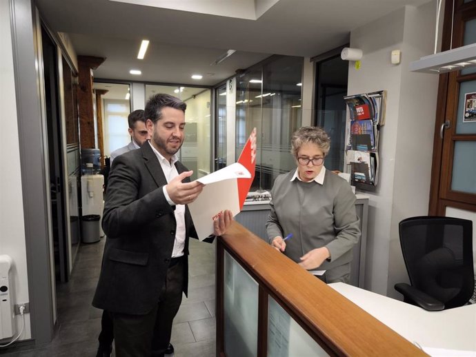 El alcalde de Arnedo, Javier García, presenta su precandidatura a la secretaría general del PSOE de La Rioja