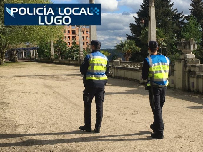 Archivo - Agentes de la Policía Local de Lugo.