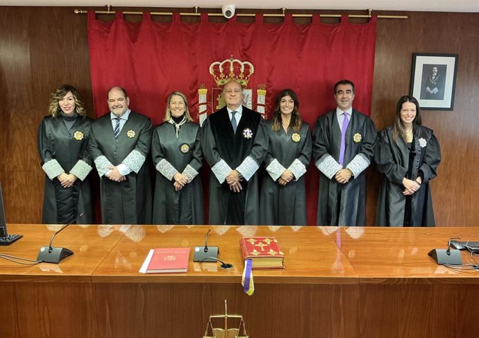 Marta Arnedo, Francisco Javier Isasi;,Carmen Arnedo; Joaquín Galve, Mari Paz Benito, Emilio Labella e Irene Ferrary