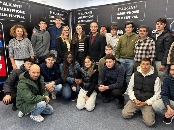 Arranca el Smartphone Film Festival con talleres de iniciación al cine con el móvil en el Tossal Lab.