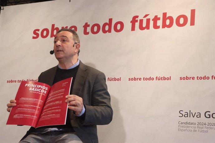 El candidato a la presidencia de la RFEF, Salva Gomar, presenta su programa.