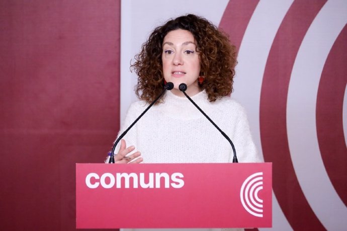 La portavoz de los Comuns, Aina Vidal, en una rueda de prensa desde la sede de su partido en Barcelona (Catalunya), a 9 de diciembre de 2024