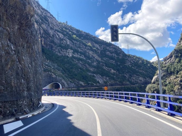 Archivo - Los dos nuevos túneles de la N-260, entre Congosto de Ventamillo y Campo, se ponen en servicio este martes.