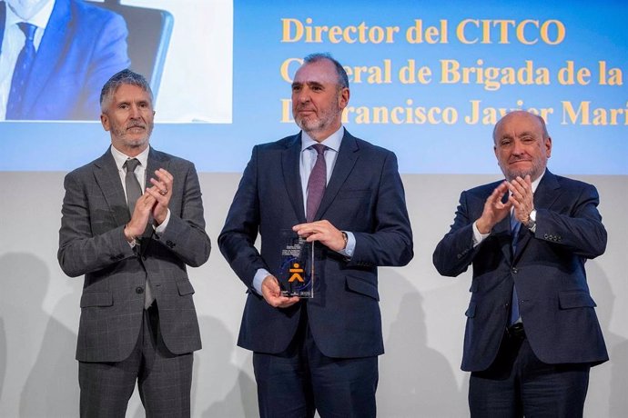 La Fundación Víctimas del Terrorismo entrega al CITCO su premio anual en defensa de los Derechos Humanos