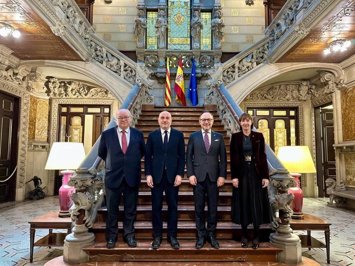 El delegado del Gobierno en Catalunya, Carlos Prieto, el jefe de Gobierno de Andorra, Xavier Espot, la embajadora de Andorra en España, Eva Descarrega, y el embajador de España en Andorra, Carles Pérez-Desoy