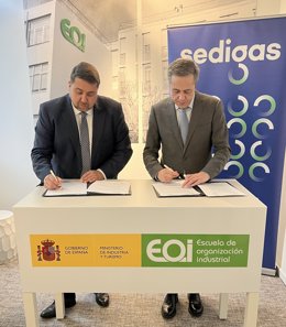 Joan Batalla, presidente de Sedigas junto a José Bayón, director general de EOI