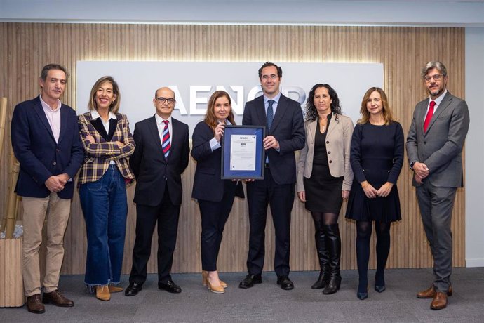 Archivo - Mutua Madrileña recibe el certificado Aenor de excelencia en la atención al cliente