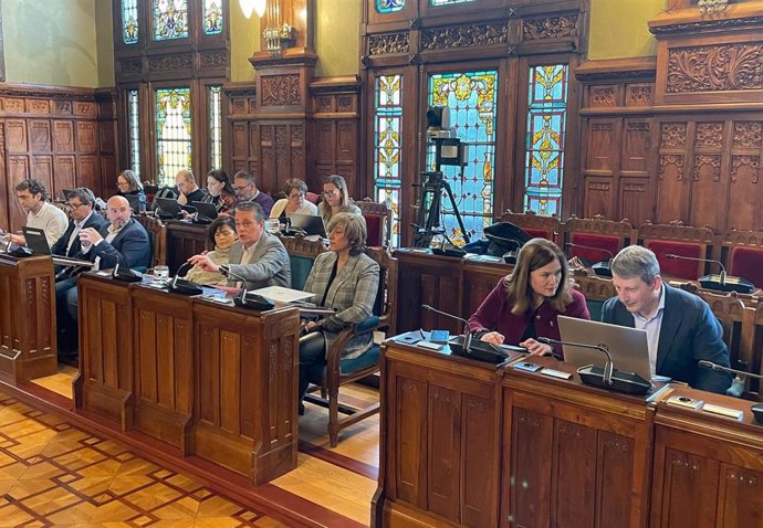 Comparecencia consejero de Medio Rural, Marcelino Marcos, en la comisión de Hacienda.