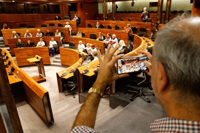 Jornadas de puertas abiertas en la Junta General.