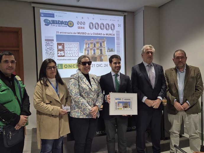 Presentación del cupón de la ONCE dedicado al Museo de la Ciudad de Murcia