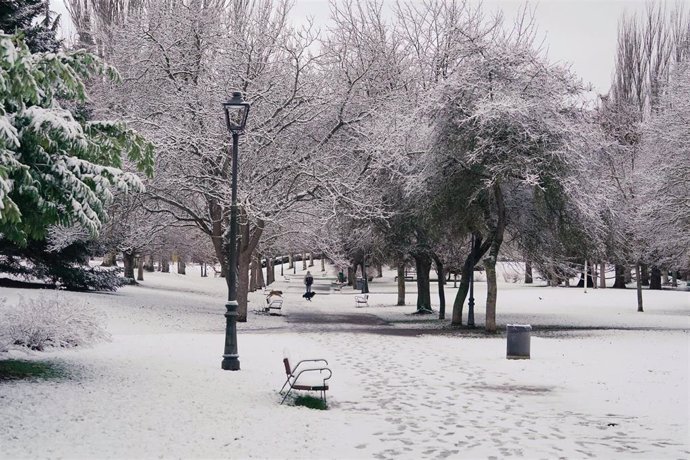 Archivo - Nieve en Vitoria