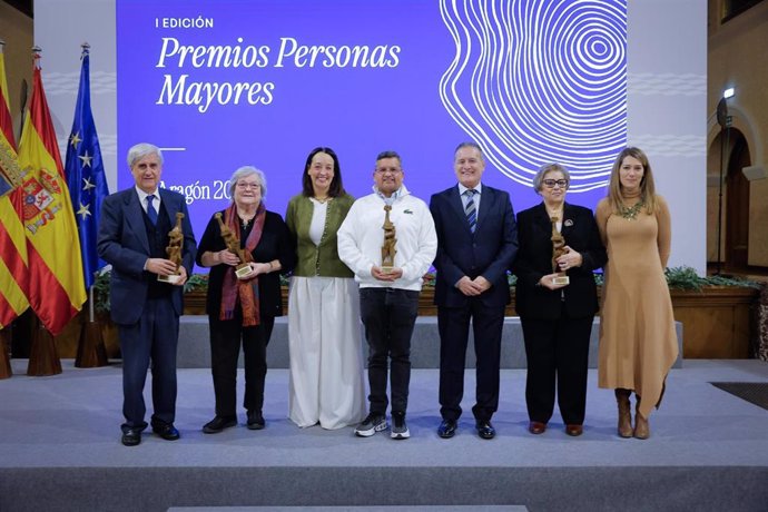 La gala de los I Premios del Mayor de Aragón se ha celebrado en la Sala de la Corona del Edificio Pignatelli.