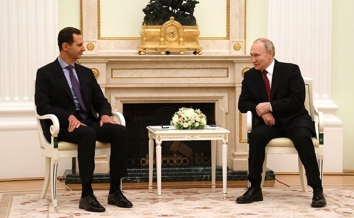 Archivo - Imagen de archivo del entonces presidente de Siria, Bashar al Assad, en Moscú junto a su homólogo ruso, Vladimir Putin, en marzo de 2023.