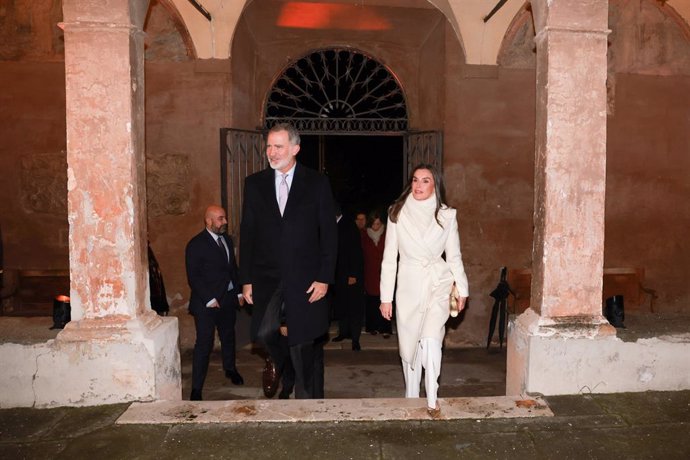 Los Reyes Felipe VI y Letizia en la Real Academia de España en Roma, a 10 de diciembre de 2024, en Roma (Italia)