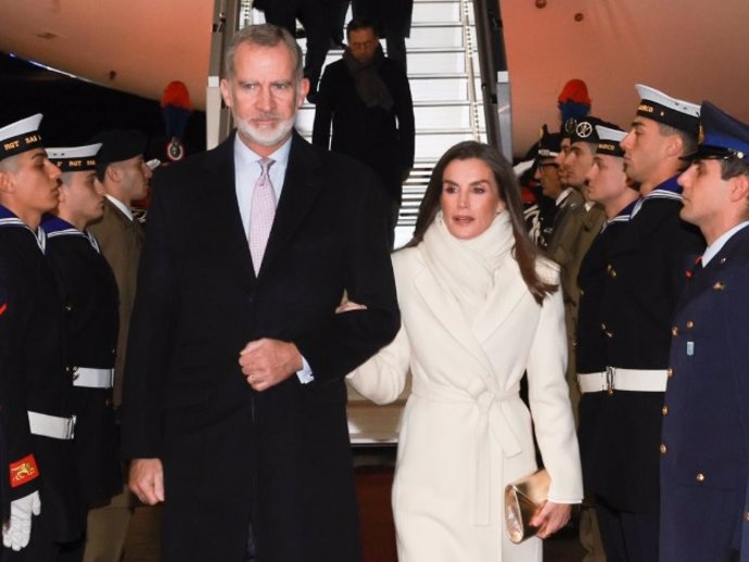 Los Reyes Felipe y Letizia a su llegada a Roma este martes