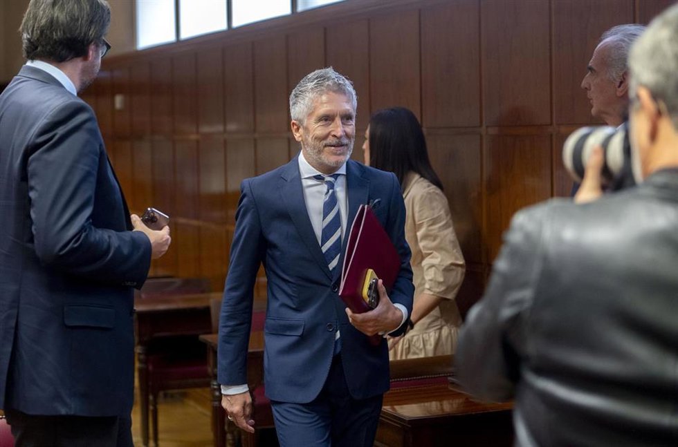Archivo - El ministro del Interior, Fernando Grande-Marlaska, a su llegada a comparecer en la Comisión de Investigación sobre el caso Koldo