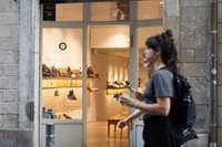 UGT rechaza unas aperturas comerciales en 2025 "impuestas sin diálogo social" y con una más para Santander