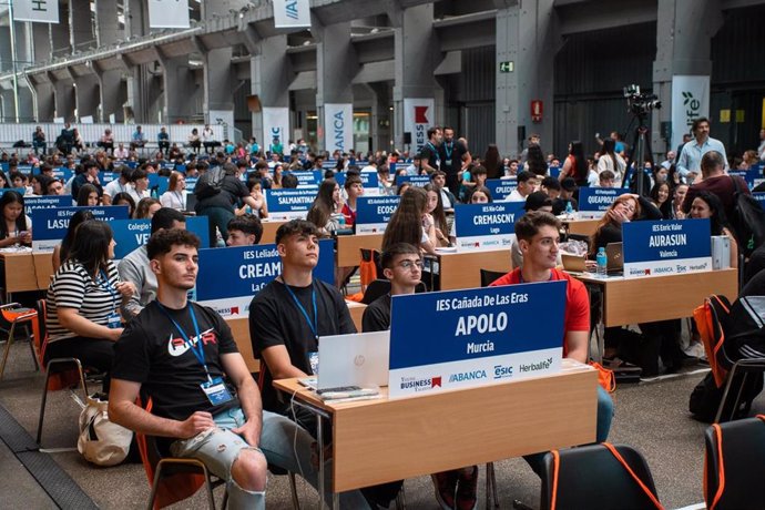 Archivo - Más de 120 jóvenes aragoneses participan en la competición educativa Young Business Talents