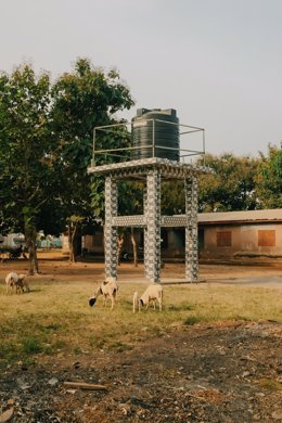 AUARA y la ONG Jóvenes y Desarrollo colocan un pozo mecanizado en la escuela infantil y primaria de Tatale( Togo)