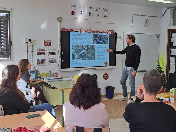 Presentación de los proyectos de ampliación de los CEIP Sant Ciriac y Sant Carles de Ibiza.