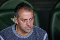 Hansi Flick, sancionado con dos partidos por su expulsión contra el Betis