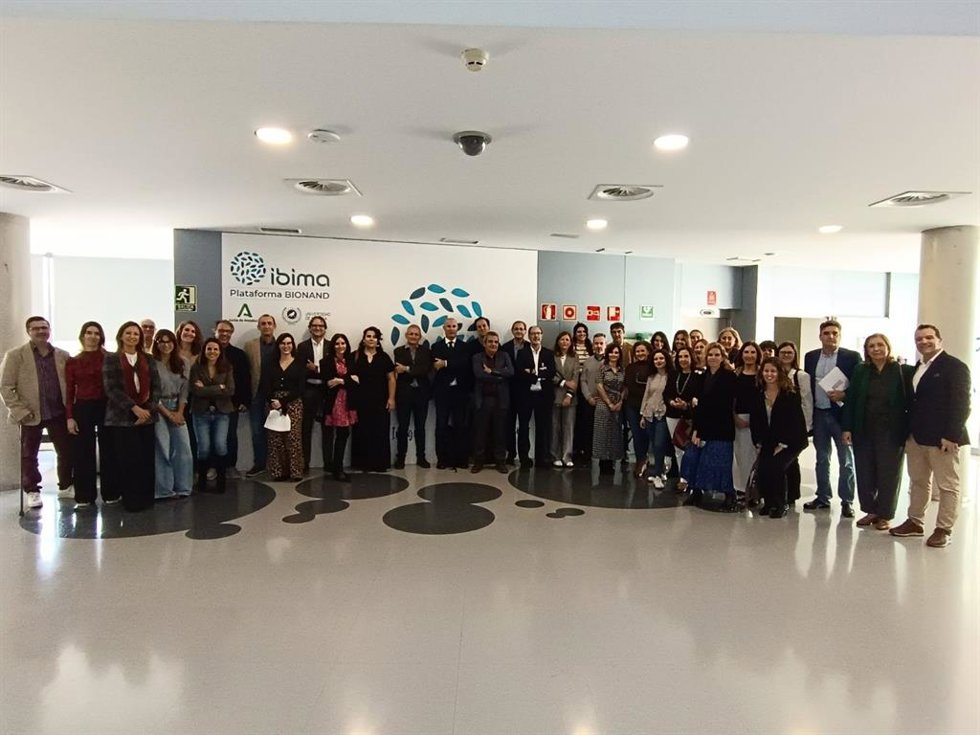 La aplicación de medicina personalizada en enfermedades neurológicas centra un encuentro de la Alianza Andalucía-Roche