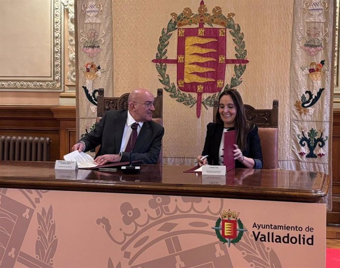 El Ayuntamiento de Valladolid y la Asociación Española de Codificación Comercial-Asociación de Fabricantes y Distribuciones (AECOC) firman un protocolo general de colaboración