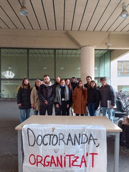 Doctorandos catalanes en la rueda de prensa de este miércoles