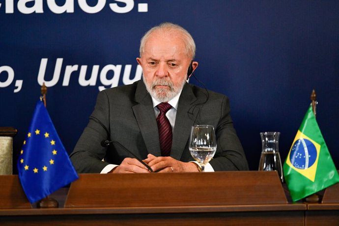 FILED - 06 December 2024, Uruguay, Montevideo: The President of Brazil, Luiz Inacio Lula da Silva, at the Mercosur Summit. Lula is being treated in hospital after suffering a brain haemorrhage, the Sírio-Libanês Hospital in the capital Brasília announced 