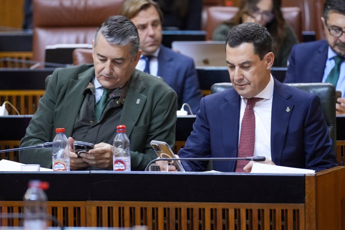 El presidente de la Junta de Andalucía, Juanma Moreno interviene durante el Debate sobre el Estado de la Comunidad. A 11 de diciembre de 2024, En Sevilla, Andalucía (España).