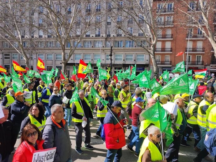 Membres d'Asaja Alacant durant una protesta a Madrid el passat mes de febrer.