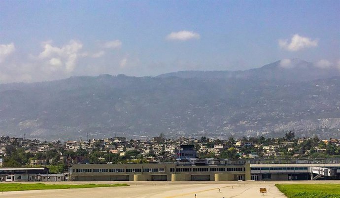 Archivo - May 22, 2024: Toussaint Louverture International Airport in Port-au-Prince, Haiti. Commercial flights in and out of the airport have been suspended since early March 2024 when armed groups targeted the facility and nearby domestic airport.